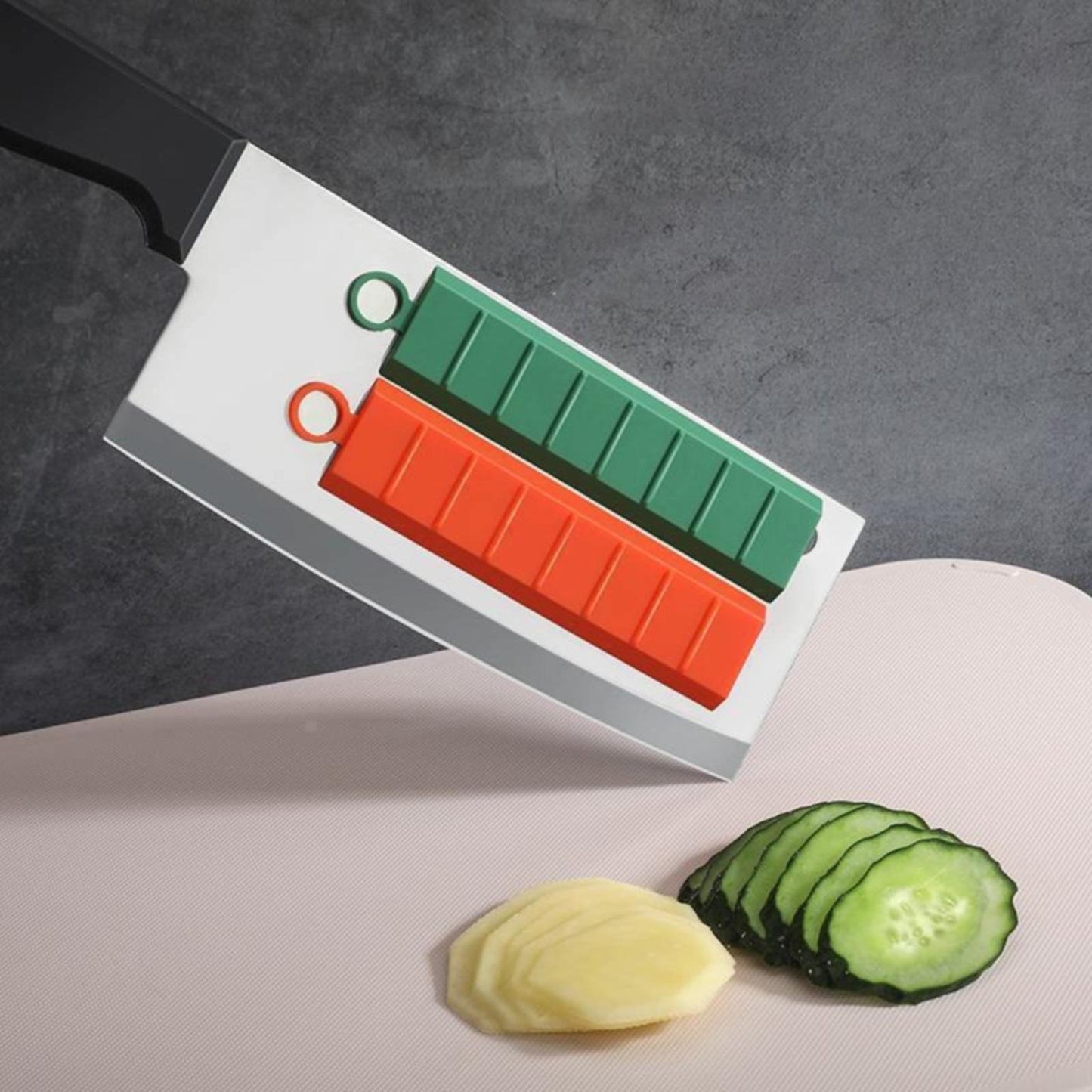 Non-Stick Knife Aid