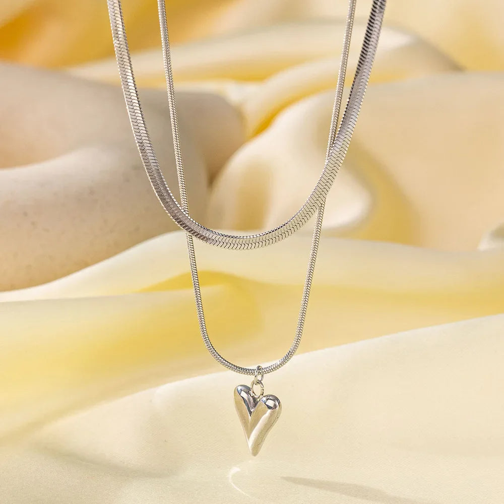 Titanium Steel Necklace Women's Style Heart Shape