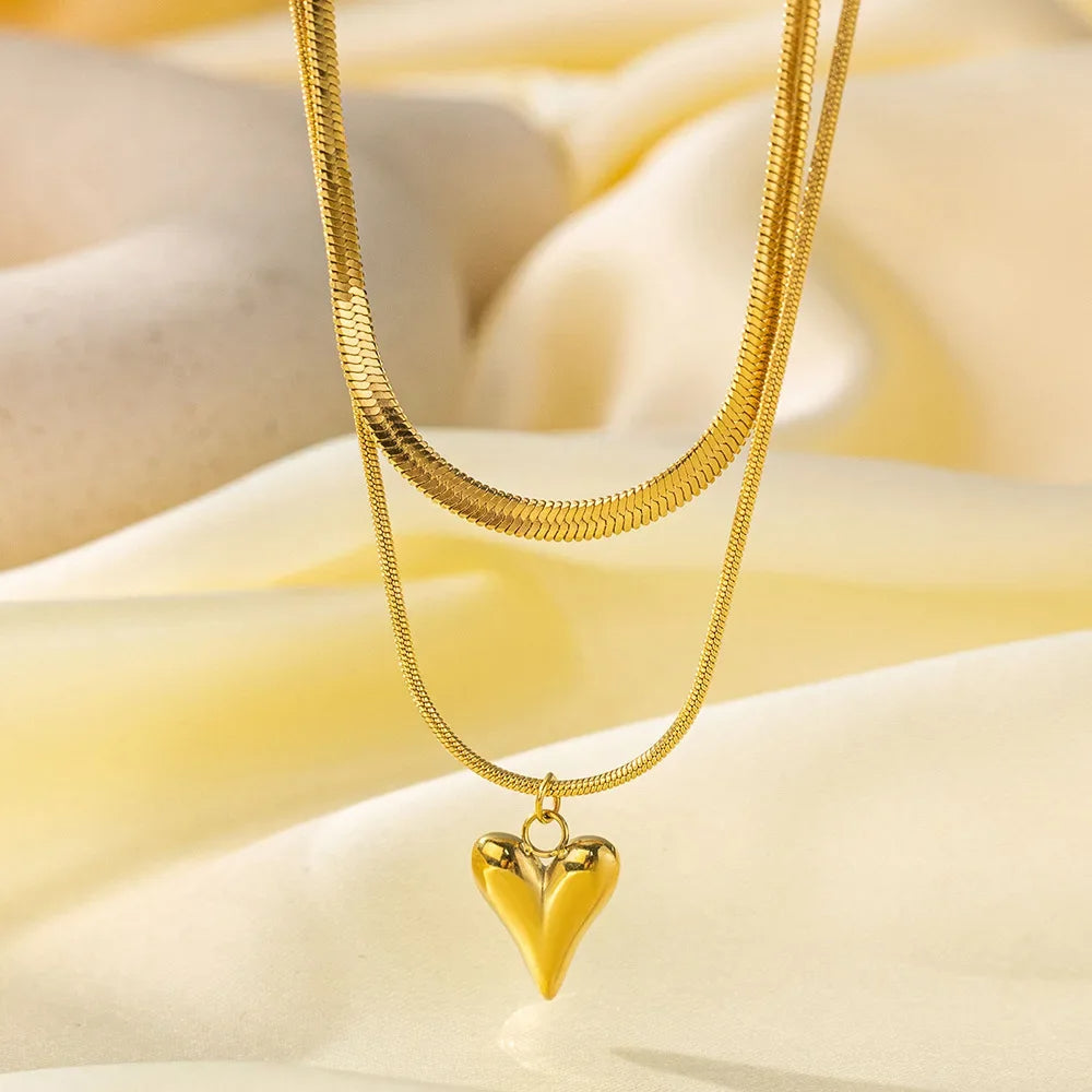 Titanium Steel Necklace Women's Style Heart Shape