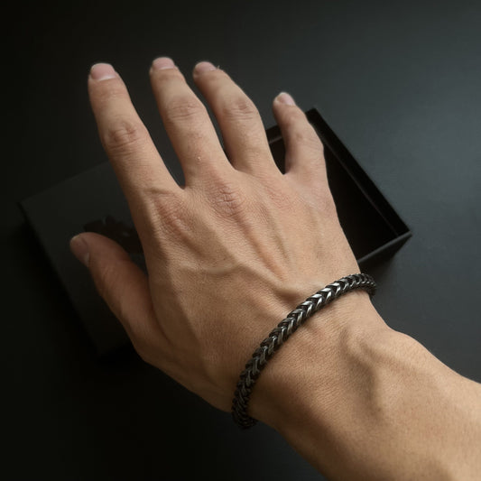 Vintage Magnetic Four-Sided Steel Bracelet