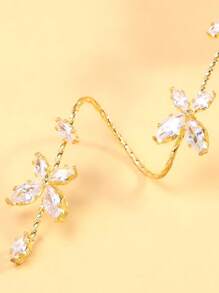 Flower Shaped Cubic Zirconia Decor Bangle