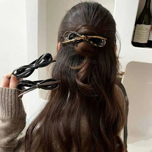 Fashionable Leather Butterfly Knot Twist Clip