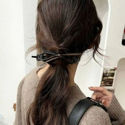 Fashionable Leather Butterfly Knot Twist Clip