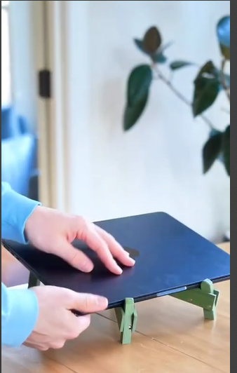 Foldable Laptop Stand