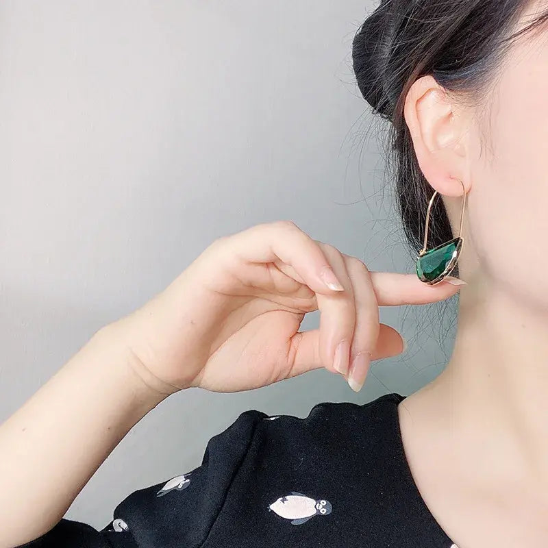 Elegant Emerald Statement Earrings ✨