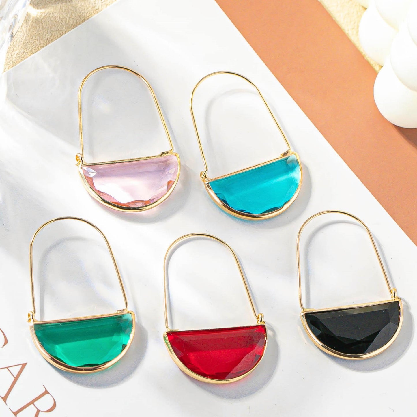 Elegant Emerald Statement Earrings ✨