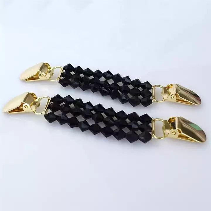 ✨ Pearl Cardigan - Sweater Clip