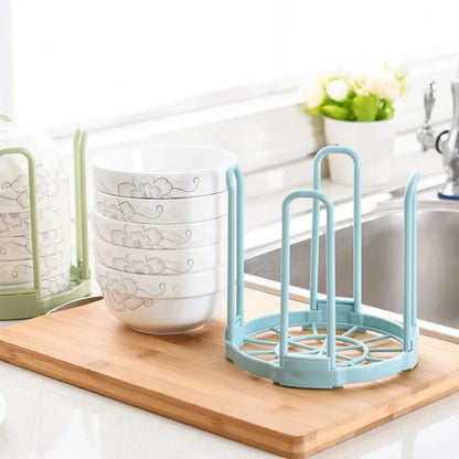 Rotary retractable bowl rack