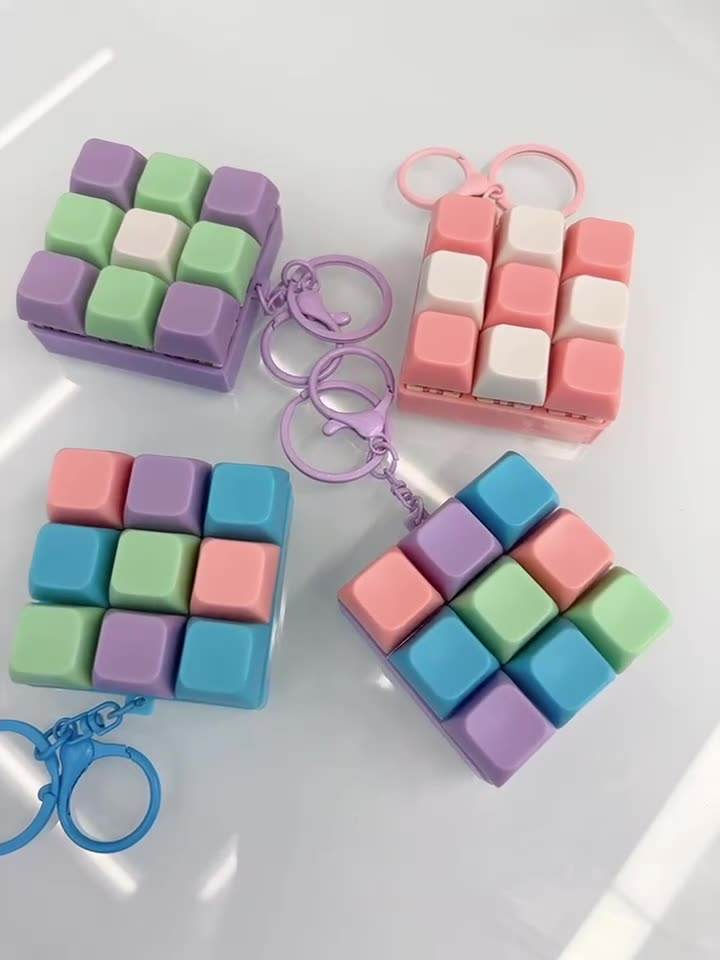 🌈 Pastel Infinity Cube Fidget Toy 🔁
