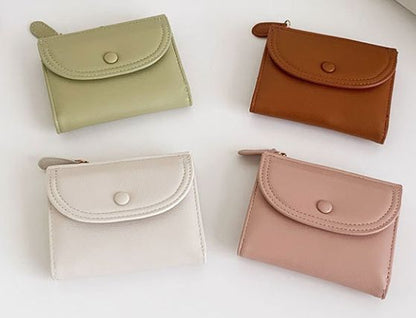 👛✨ Elegant Mini Wallet with Cute Charm ✨🍒