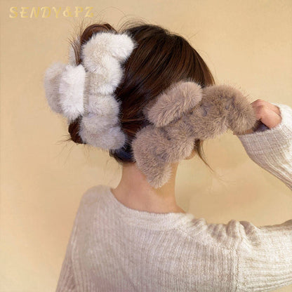 ✨ Soft Plush Hair Claw Clip ✨
