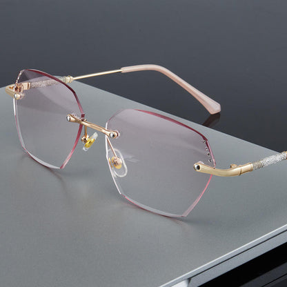 🌸 Elegant Double-Shaded Rimless Diamond-Cut Glasses 🌸