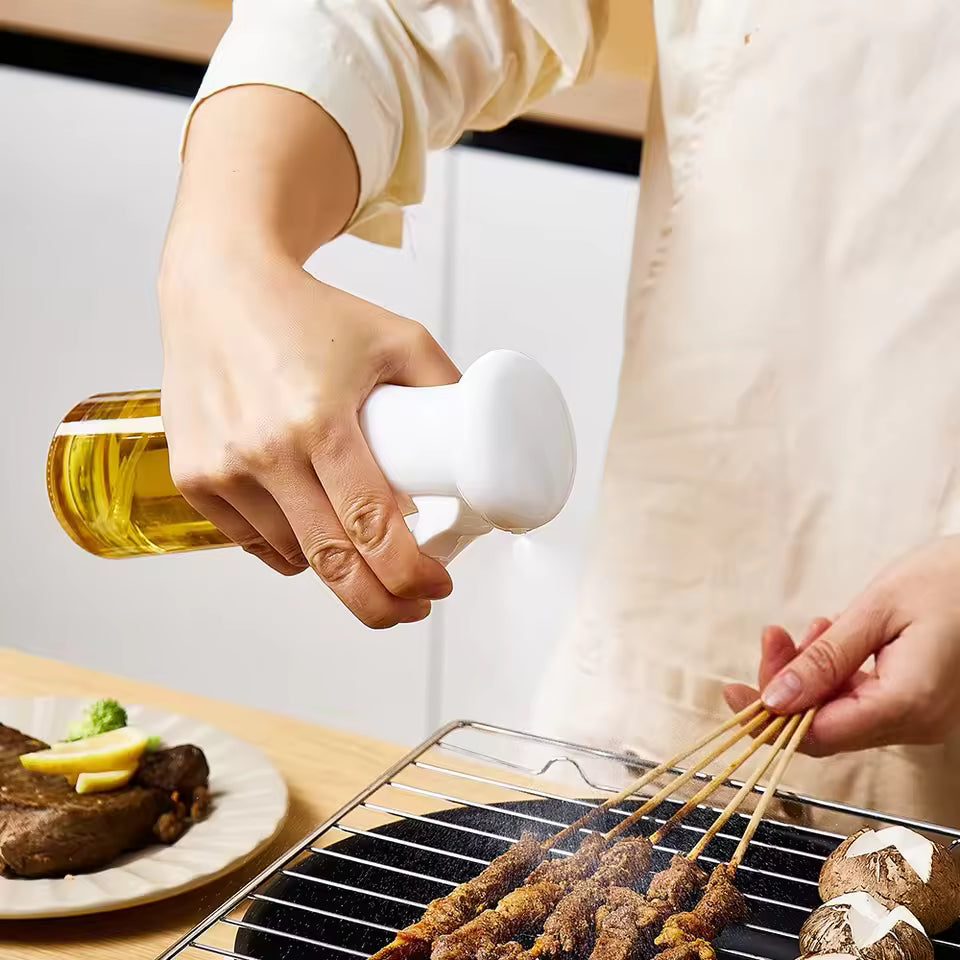✨ LUXA Oil Spray Bottle – Refillable Cooking Oil Dispenser