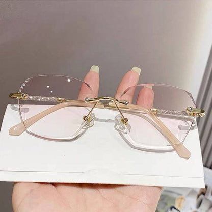 🌸 Elegant Double-Shaded Rimless Diamond-Cut Glasses 🌸