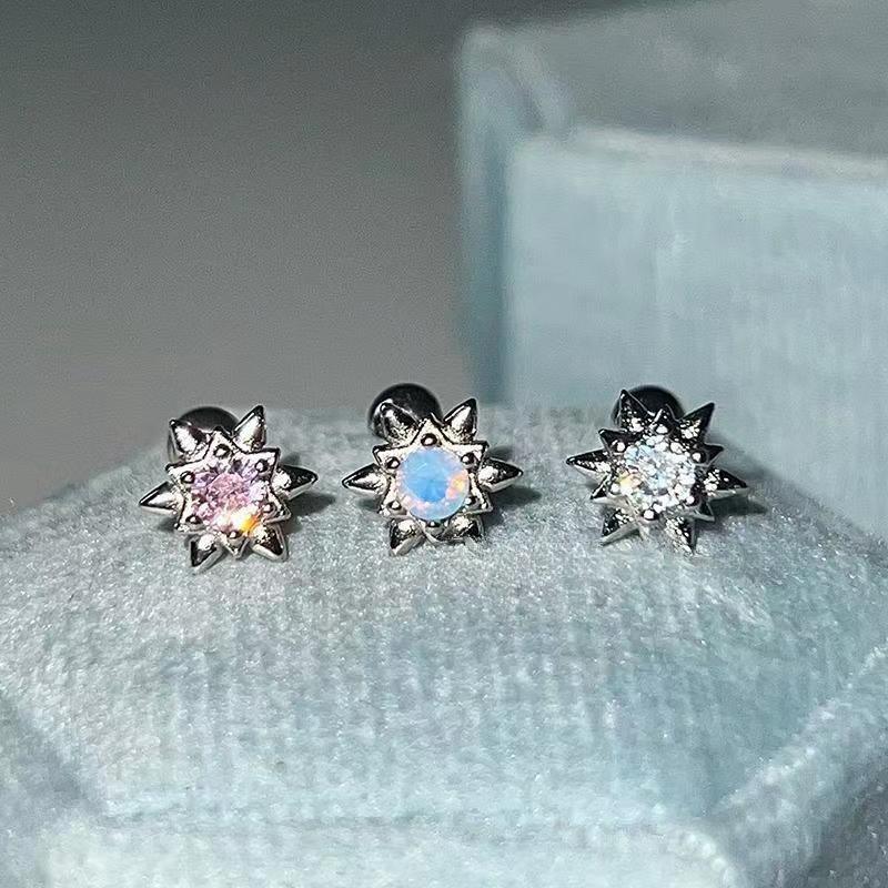 ✨ Starburst Crystal Stud Earrings – Dainty & Trendy 🌟