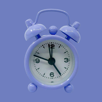 Quartz Mini – Alarm Desk Clock Style ⏰✨