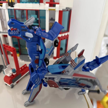 2-in-1 Magnetic Cars That Transform into Dragon and Unicorn