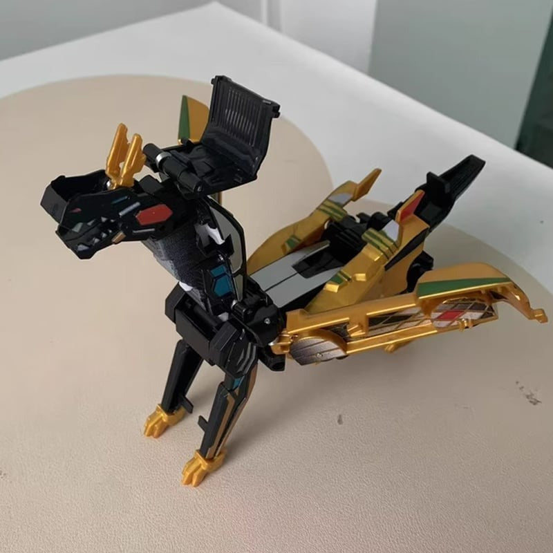 2-in-1 Magnetic Cars That Transform into Dragon and Unicorn