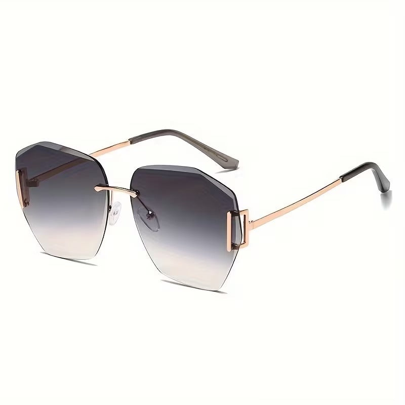 Women's Vintage Oversized Frame Glasses with Gradient Lens